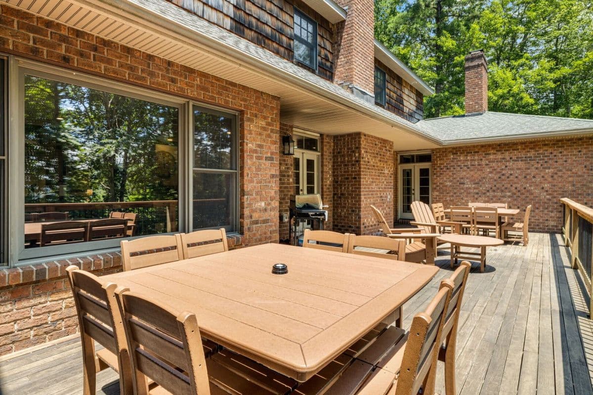 The Huntly Estate - Image 92