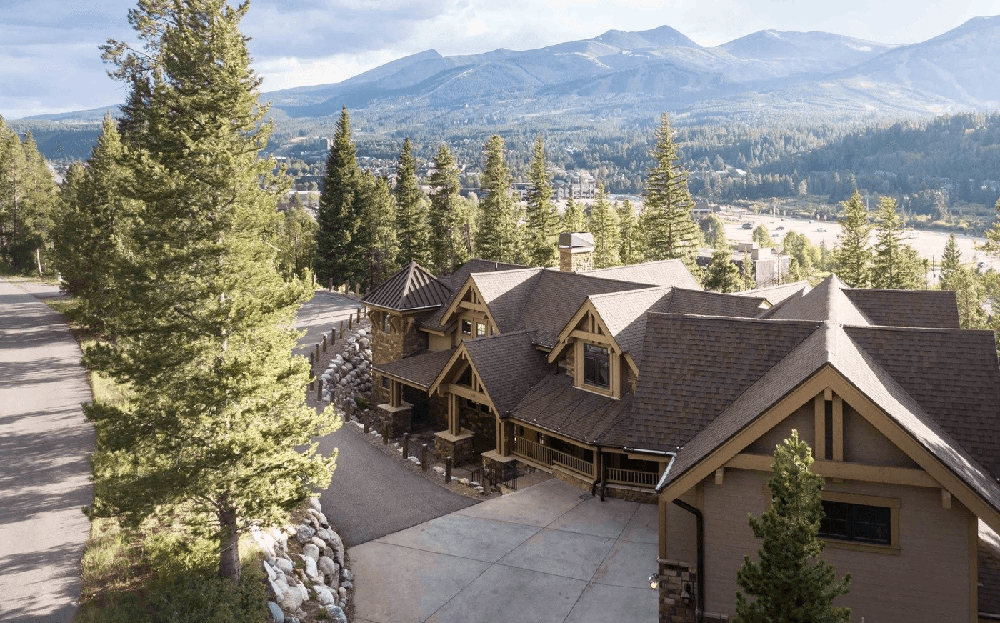 Mont Vista Chateau - Image 35