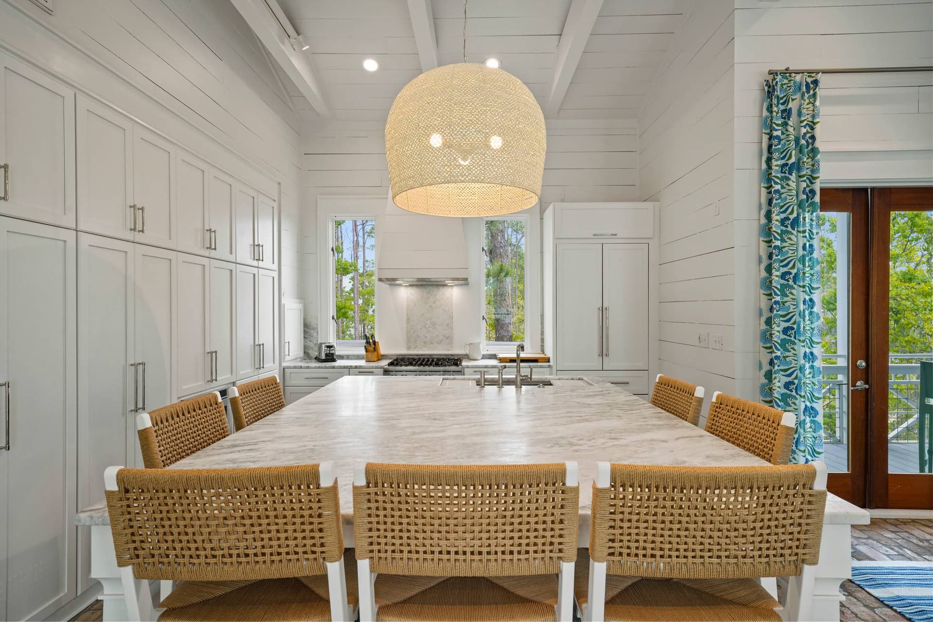 Splendor in the Sand - Image 13