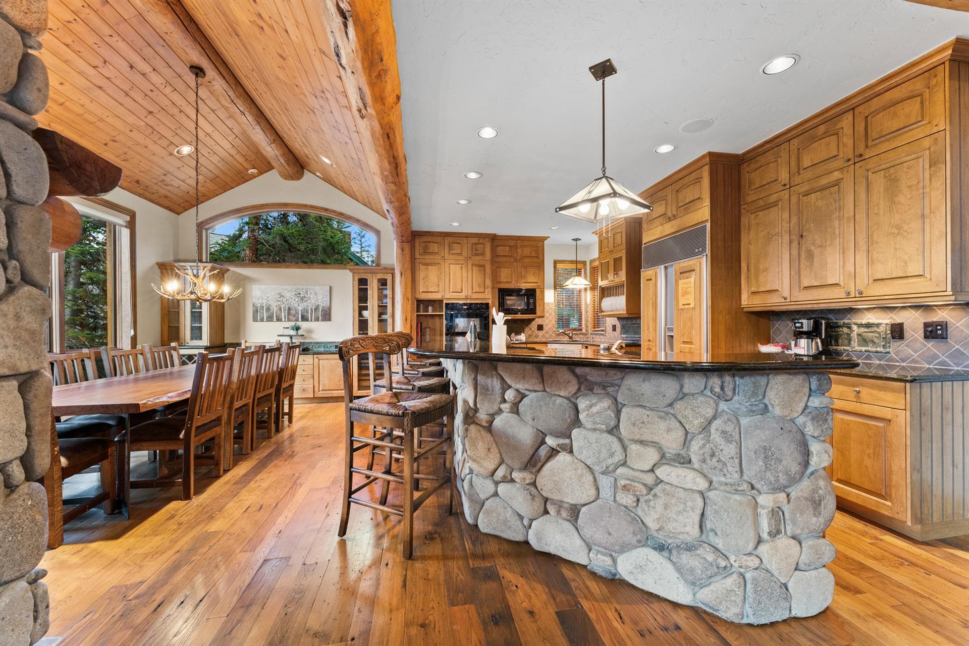 Goldenrod Circle - Image 12