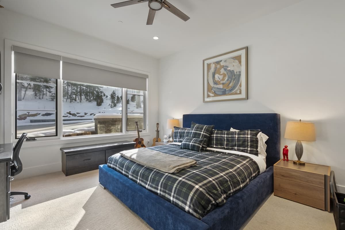 Quicksilver Haus - Image 35