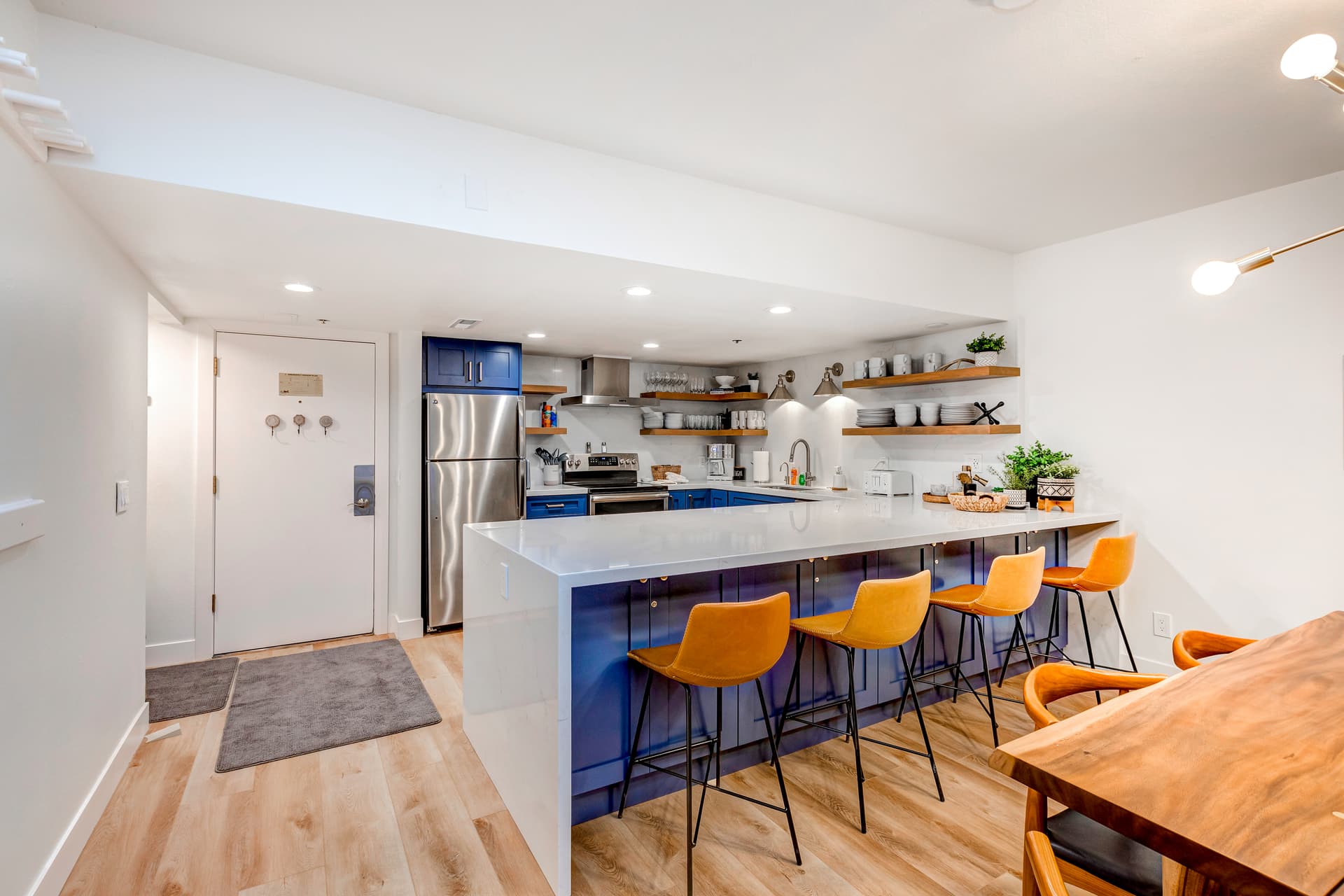 Park Station Luxury Retreat Home - Image 3