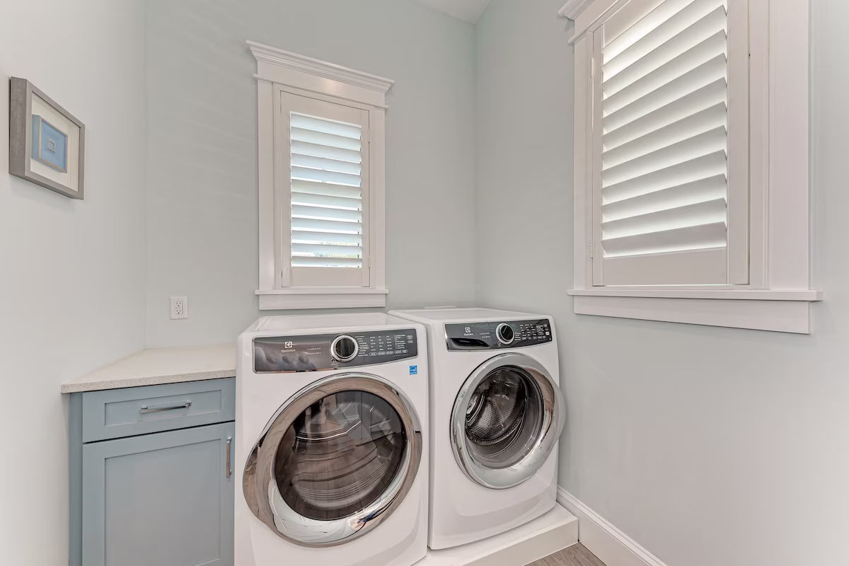 Just Beachy - Image 32