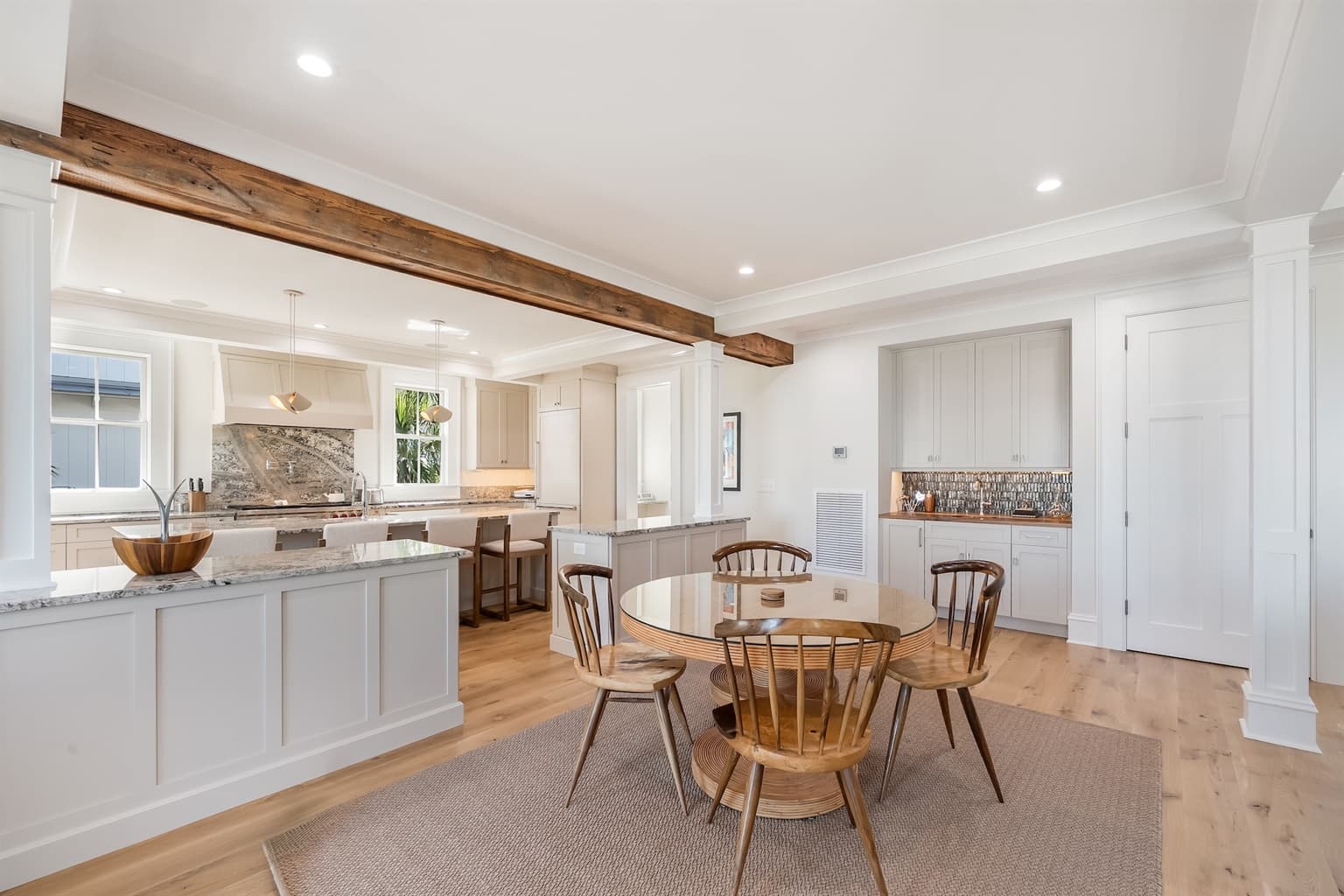 Beach Shelter - Image 8