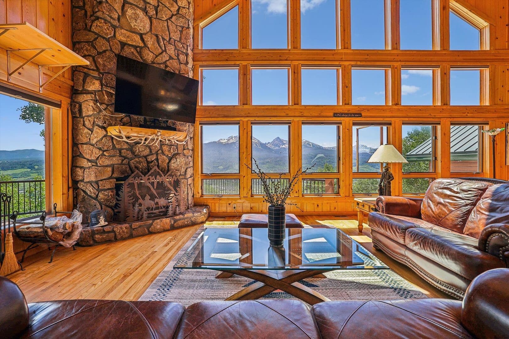 Hamilton Creek Cabin - Image 4