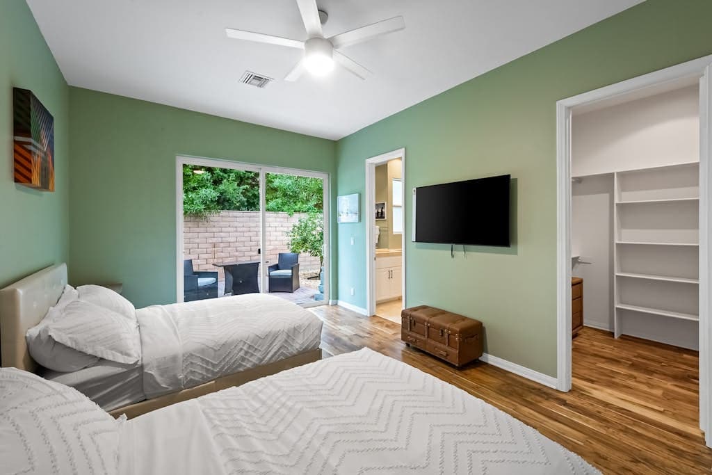 Palm Springs Villa - Image 12