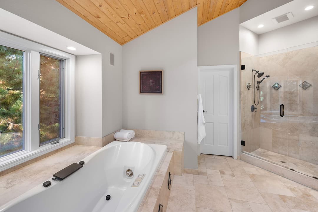 Cheshire Villa - Image 23