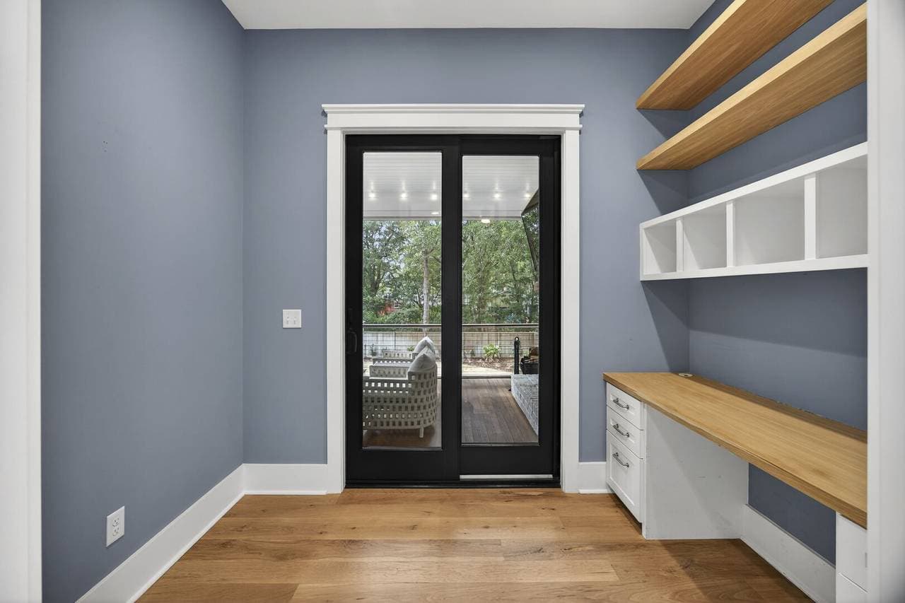 IOP Escape at 26th Avenue - Image 21