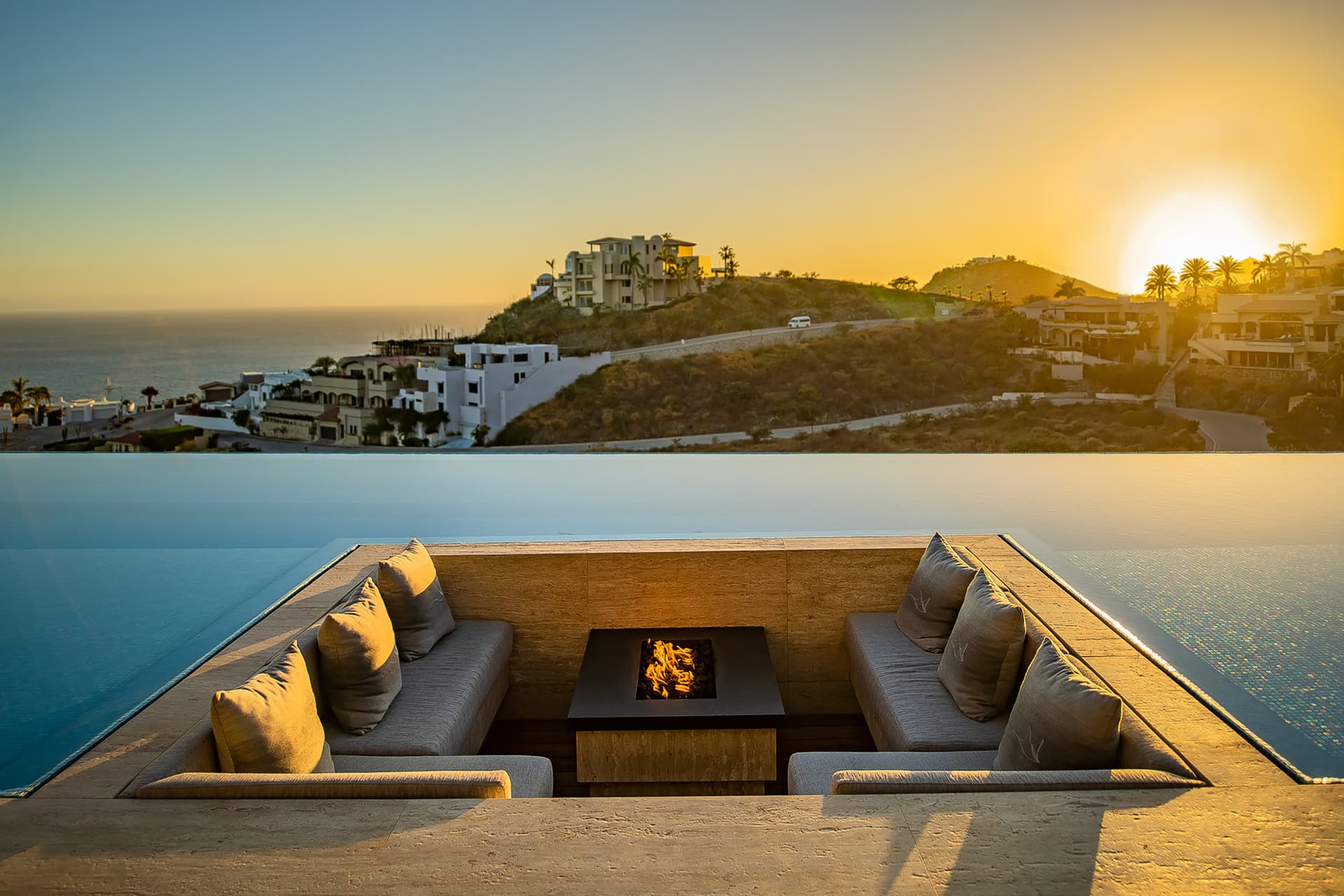 Maison De Cortes - Image 3