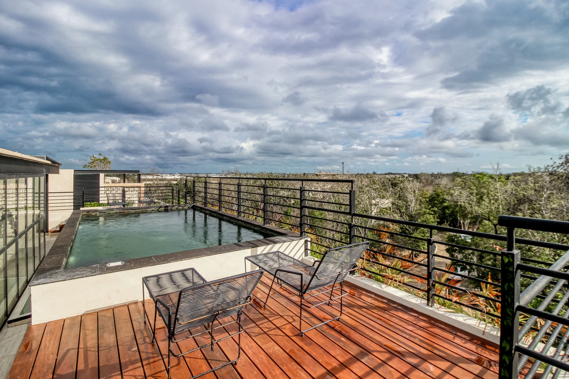 Botanica Luxury Penthouse - Image 5