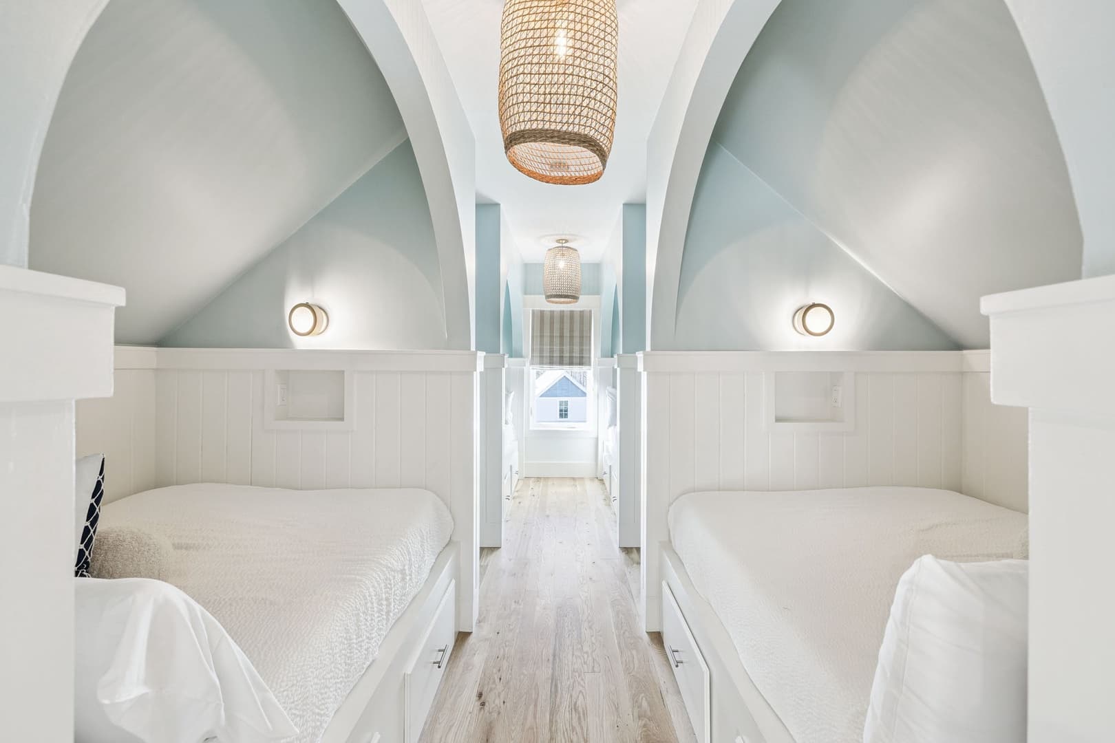 Anna Blue - Image 36