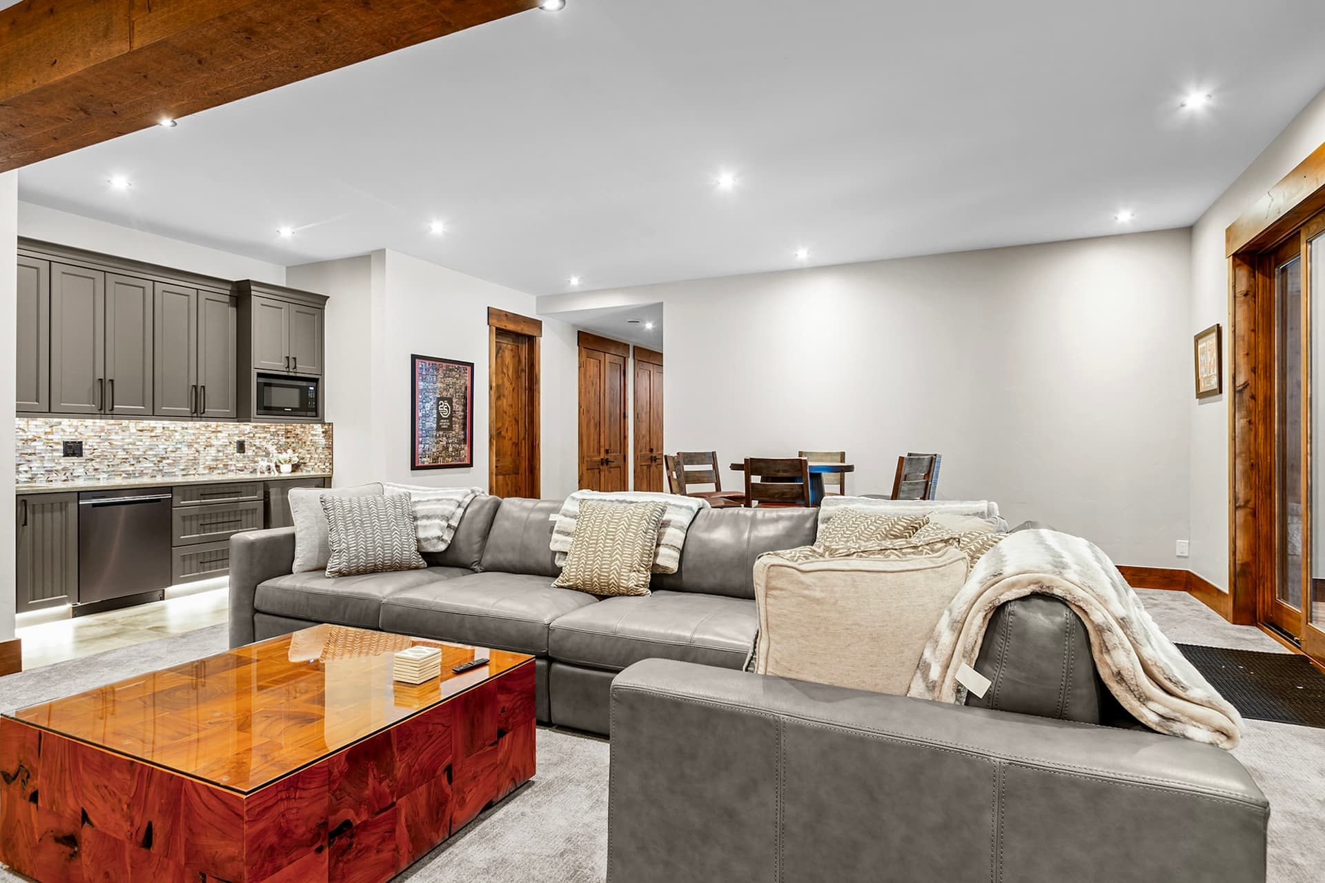 Timberline Lodge - Image 6