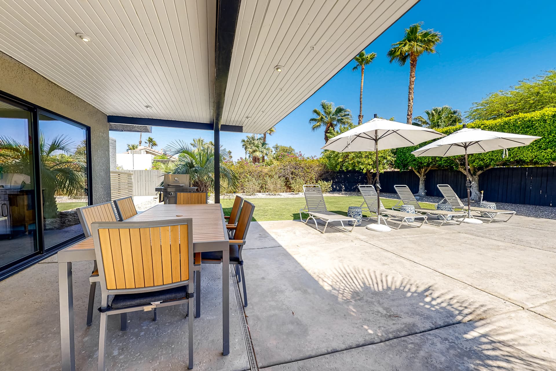 Freestone Modern Home - Image 17