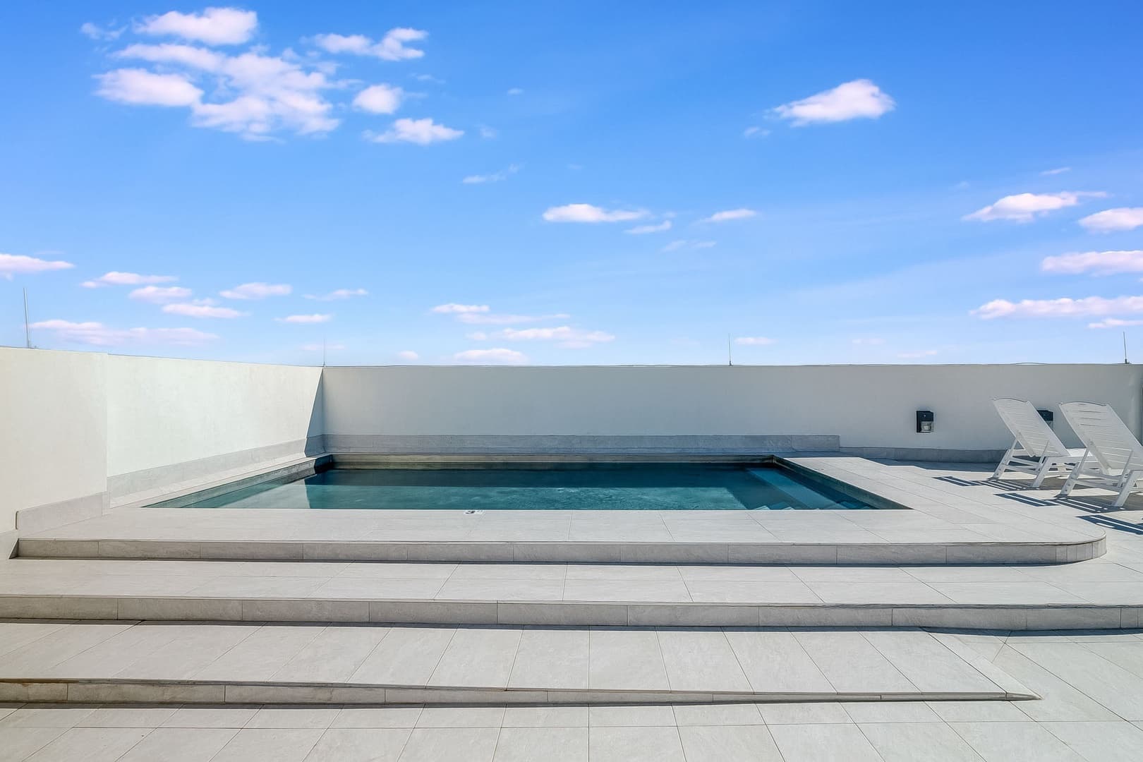 Azzurro Sky - Image 41