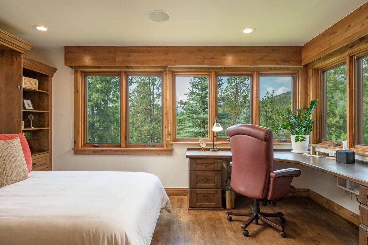 Four Sisters - Image 82