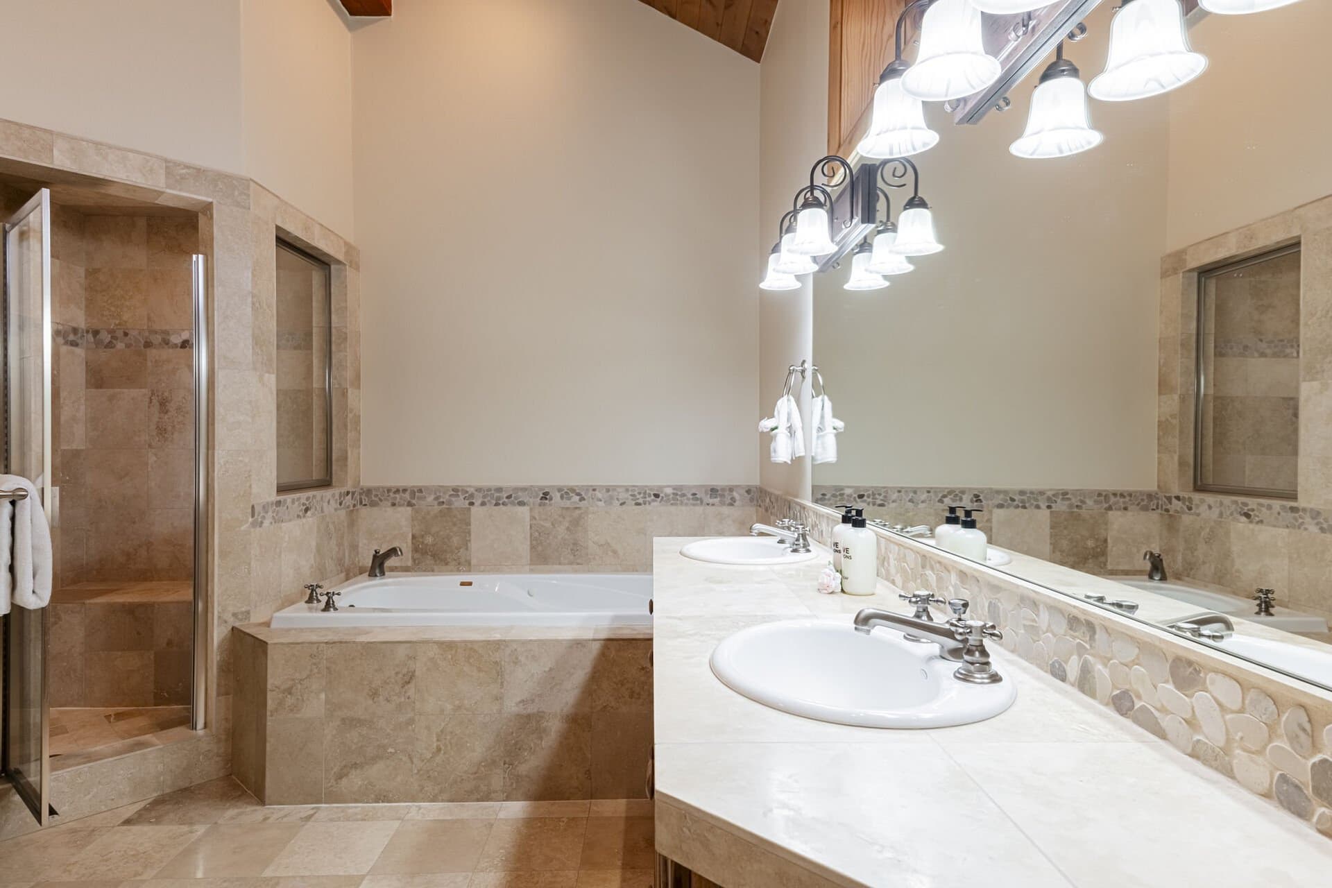 Belle Arbor - Image 32