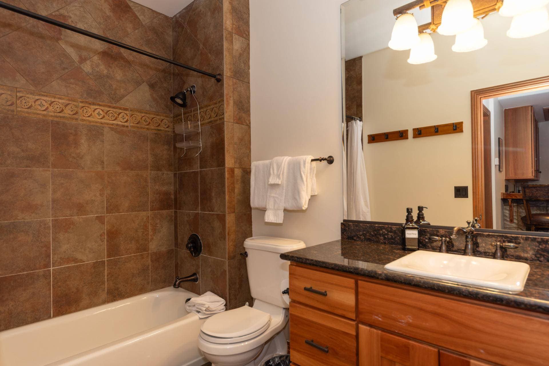 Trailside Lodge - Image 22