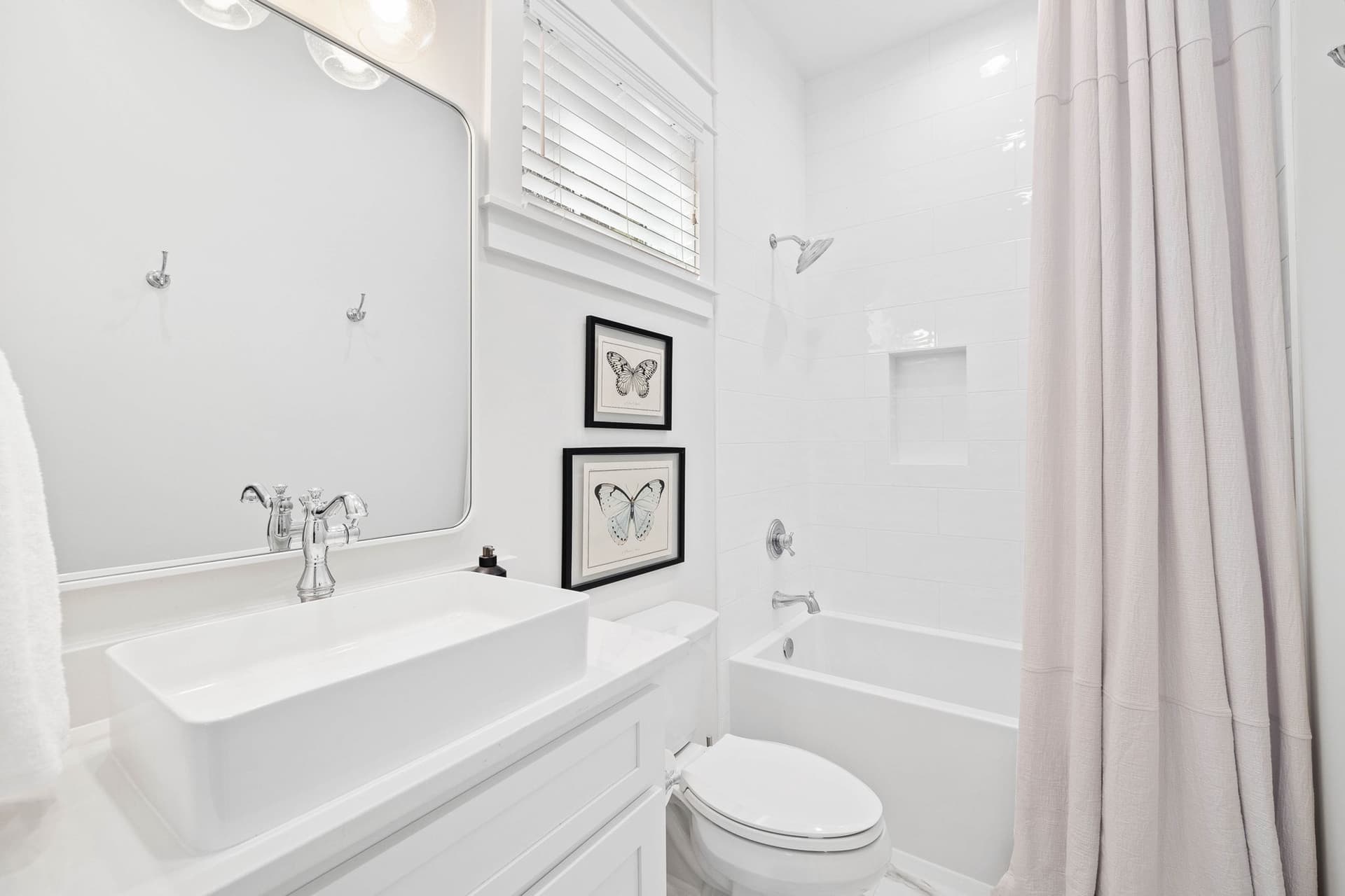 Good Vibrations - Image 14