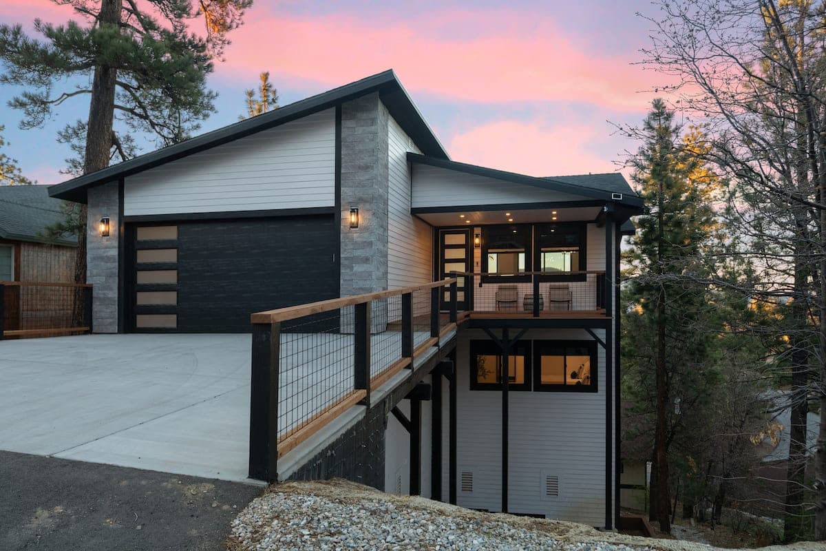 Bear's Retreat - Image 44