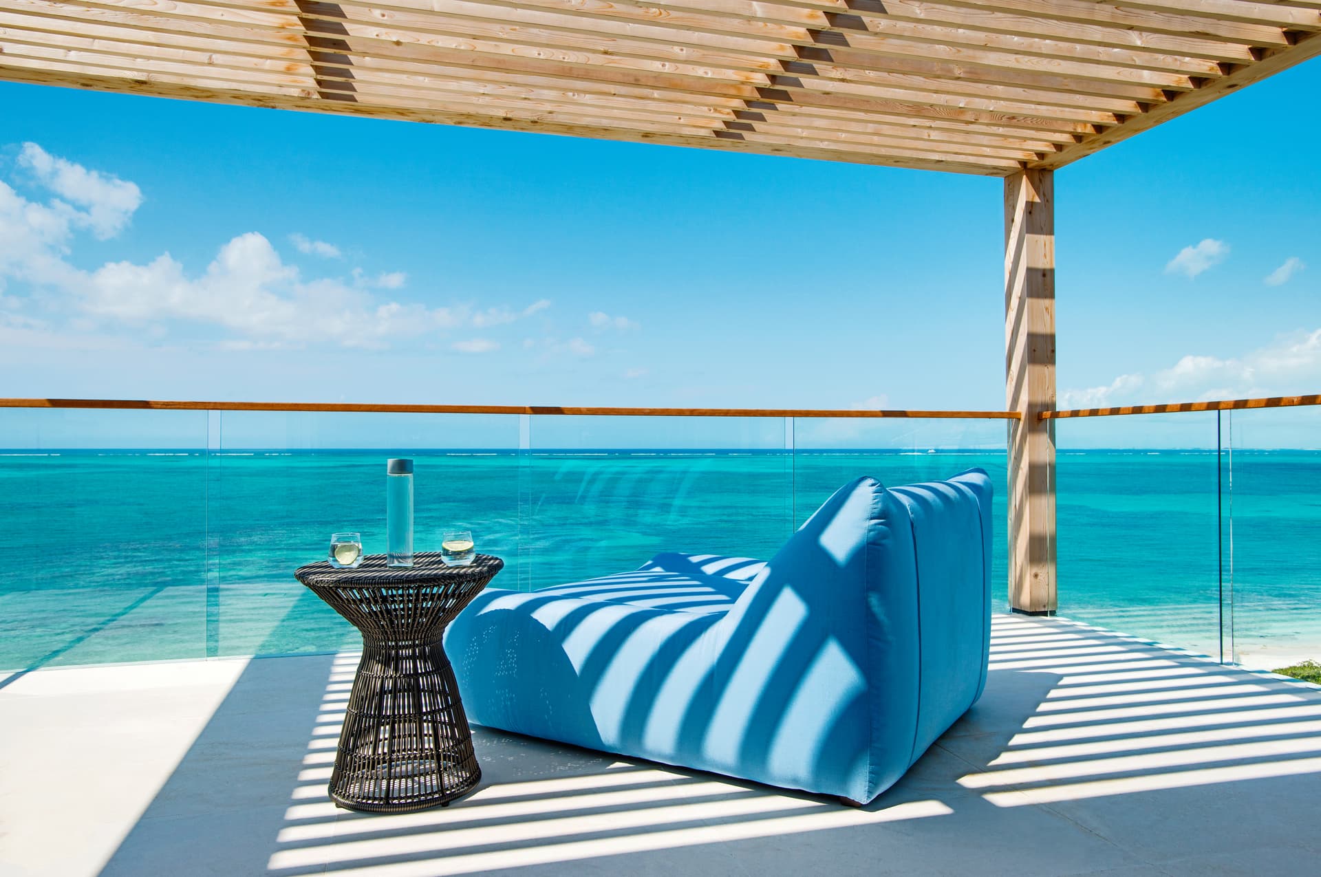 North Shore Five Bedroom Beachfront - Image 16