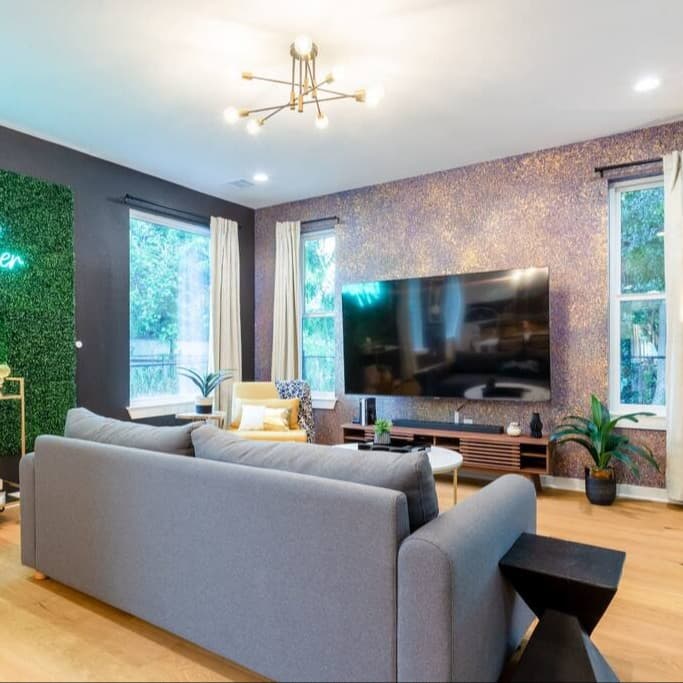 Backyard Bonanza - Image 1