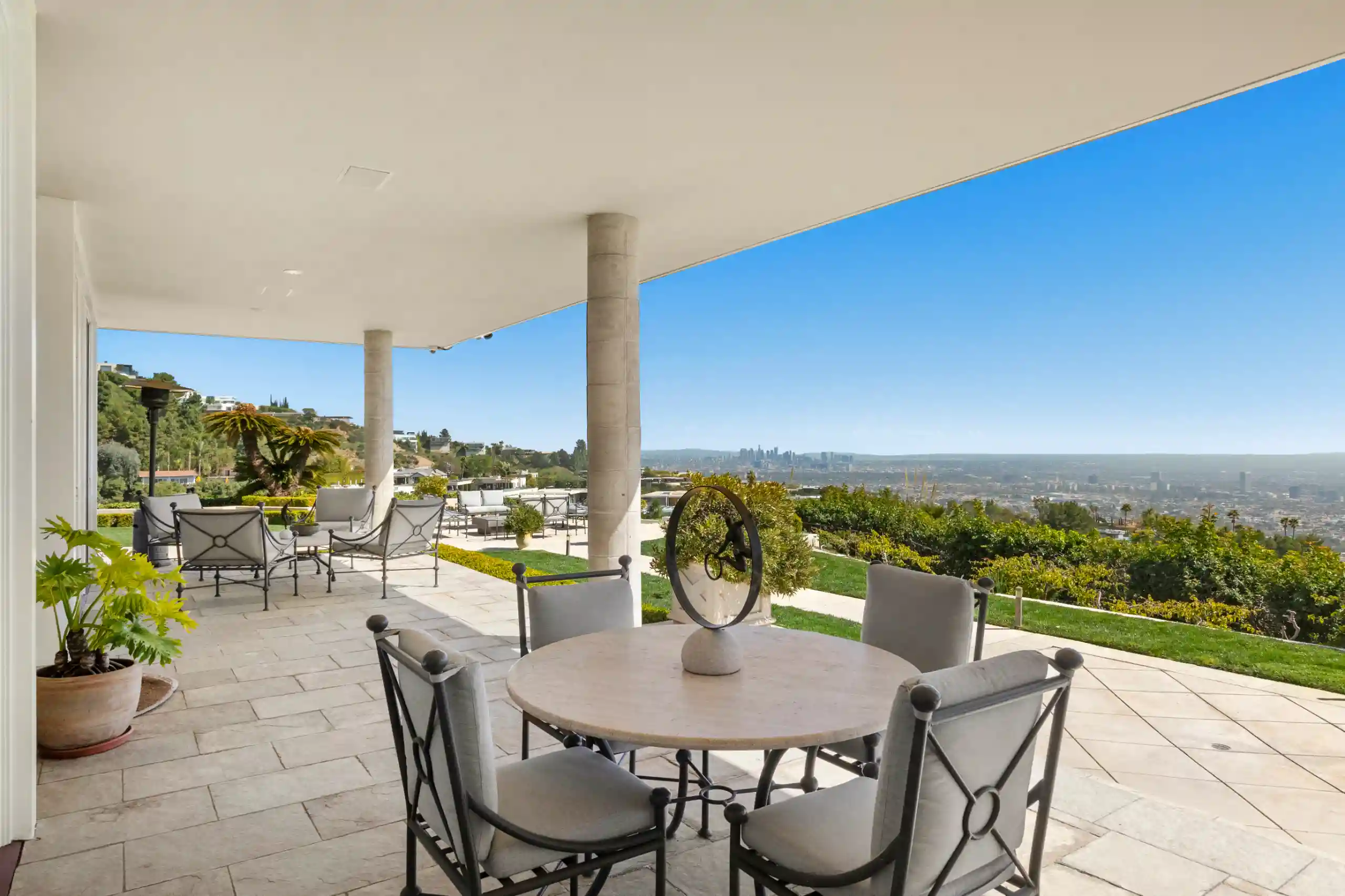 Trousdale Grand - Image 21