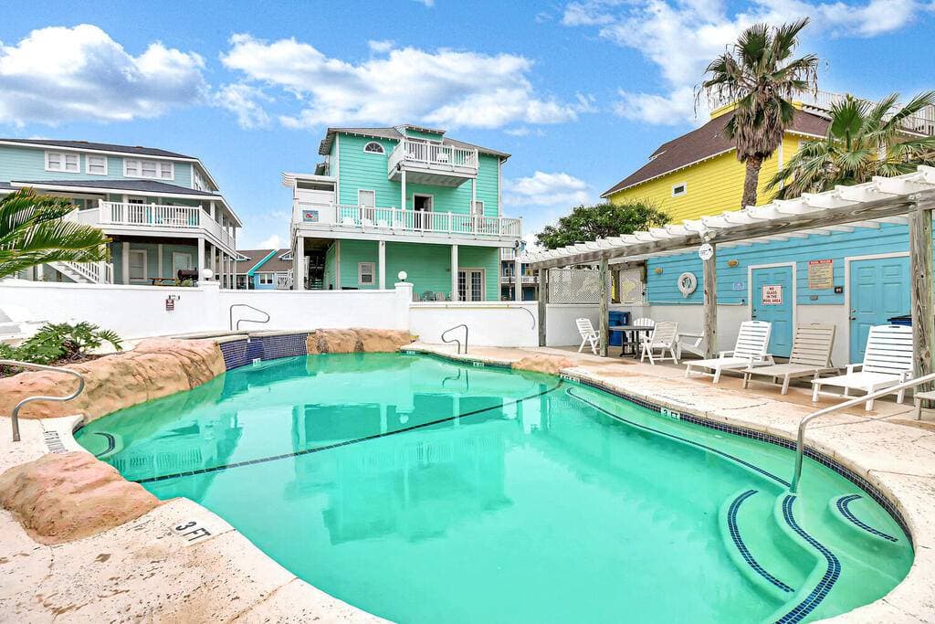 Tan Lines and Fine Wines - Image 5