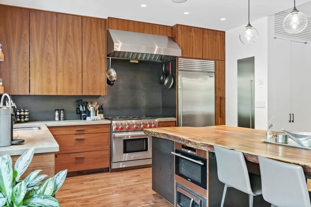 Gates Grove - Image 13