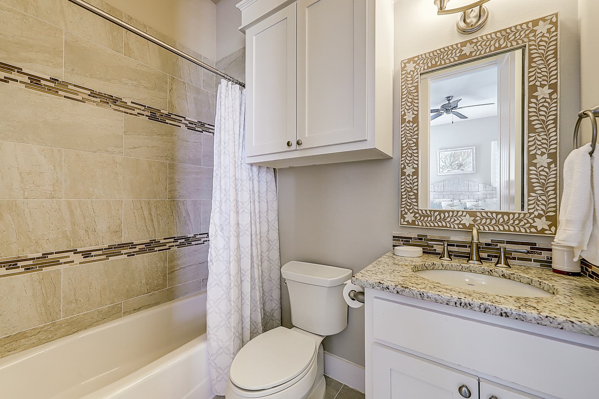 Sunrise Avenue House - Image 23