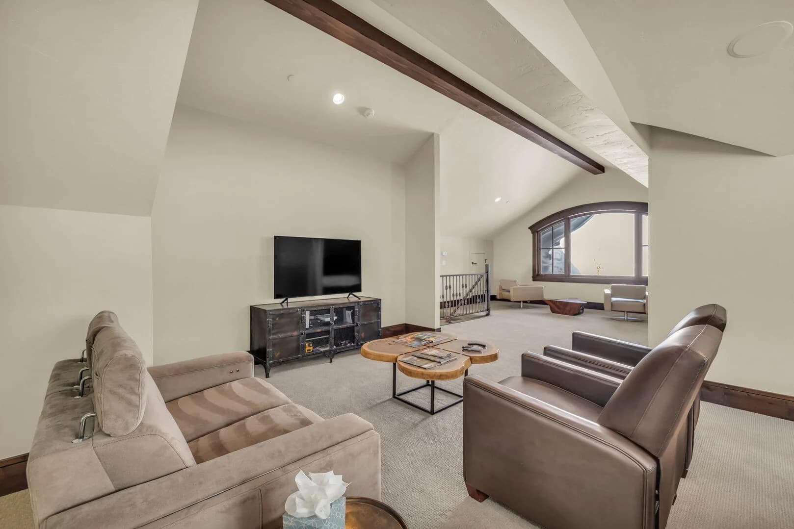 Snow Meadow Villa - Image 46