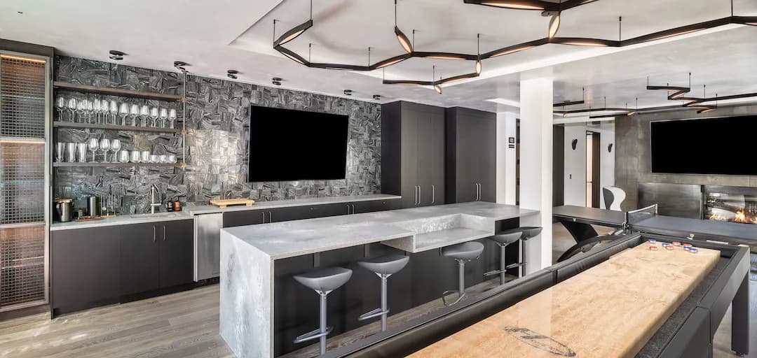 Aspen St. Lodge - Image 5