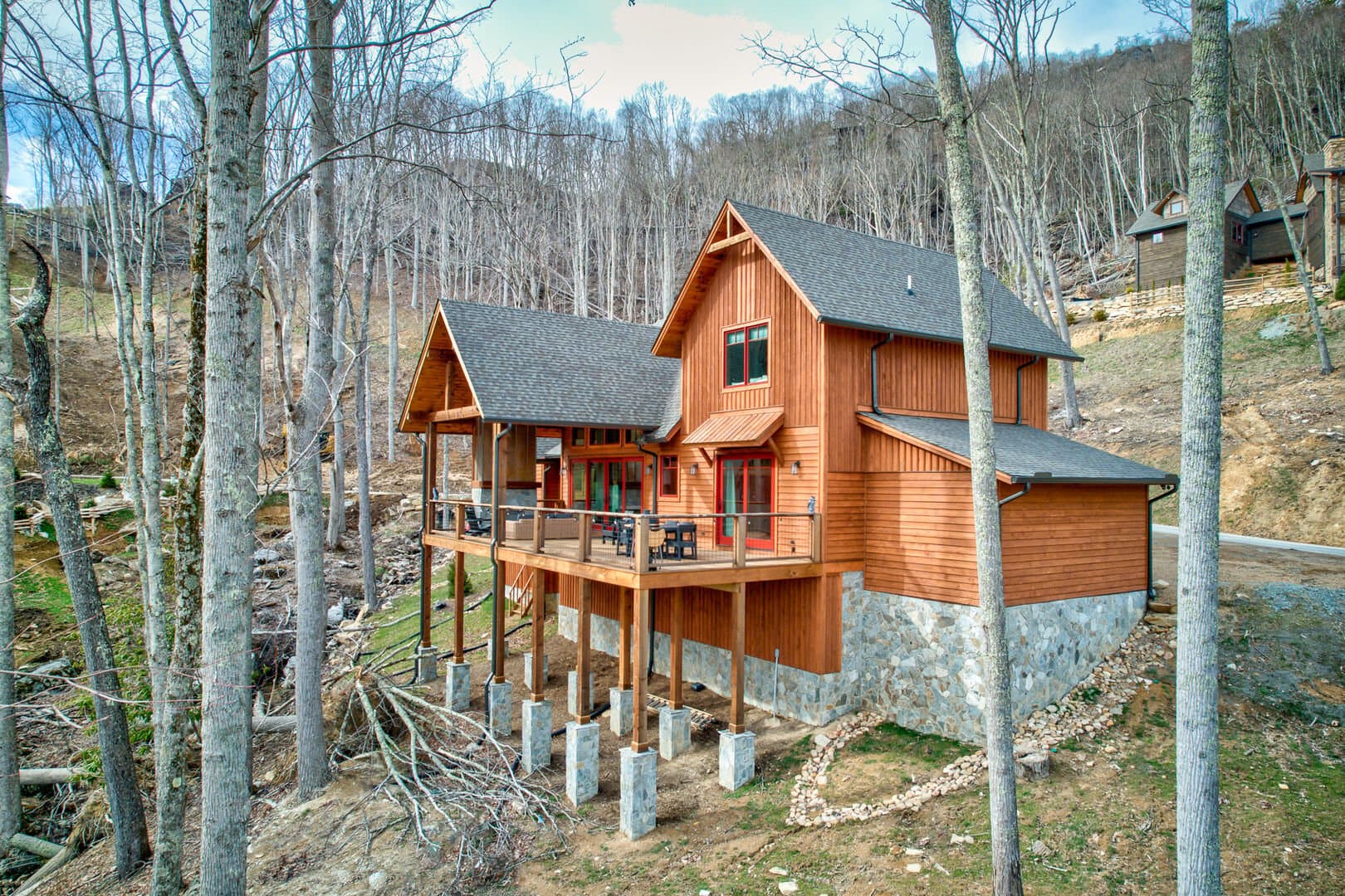 Llama Creek Cabin at Eagles Nest - Image 1