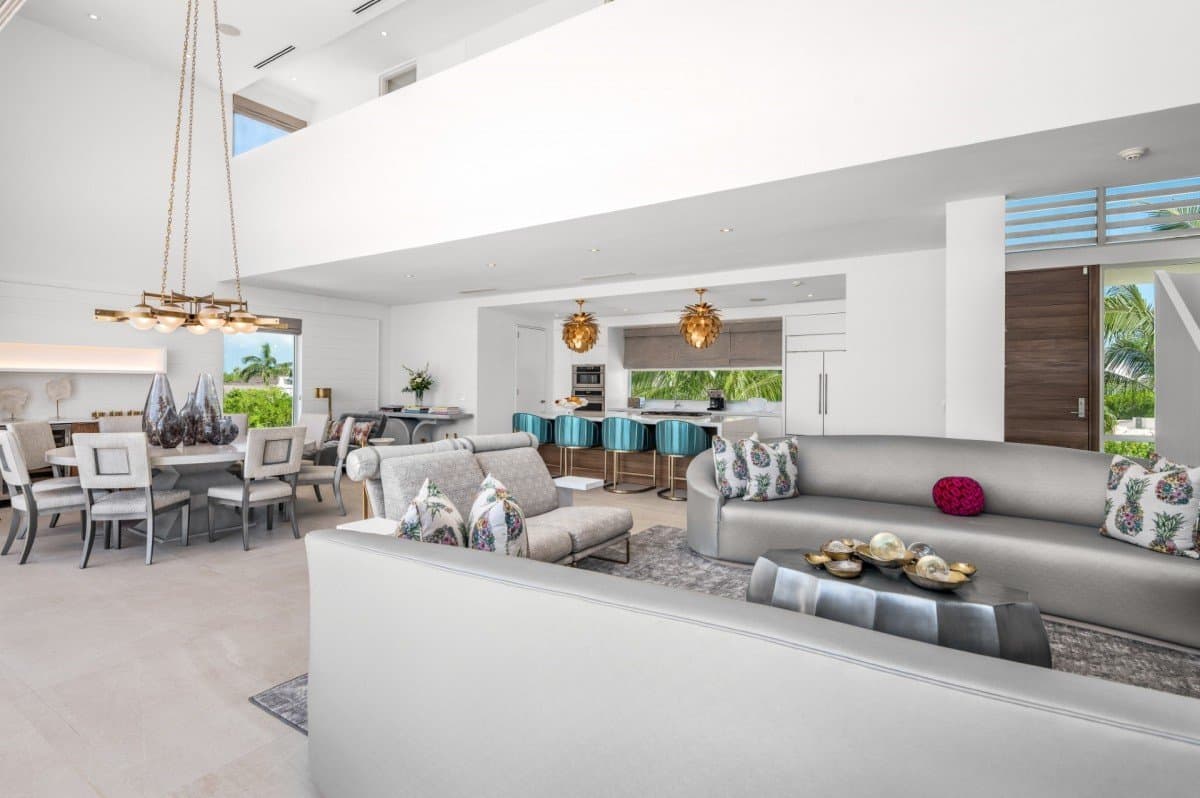 Grace Bay Six Bedroom Premium Ocean View - Image 13