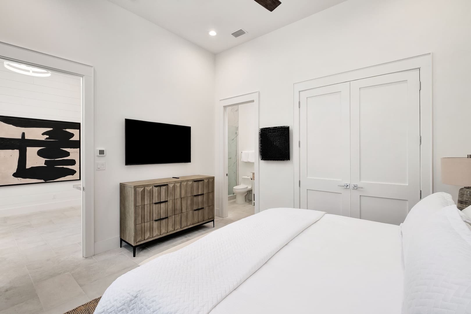 Oz by The Sea - Image 22