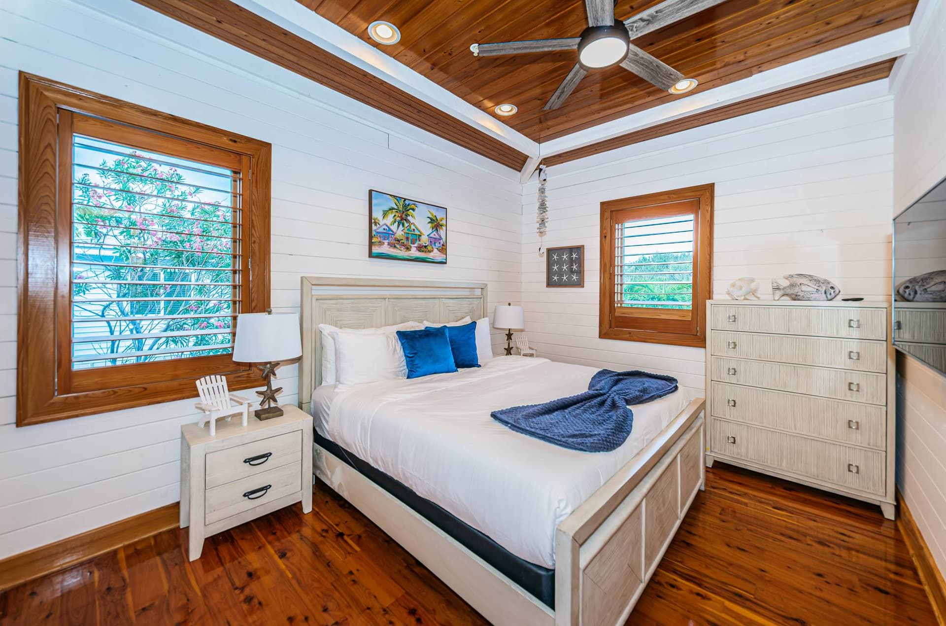 Ocean Blue Villa - Image 21