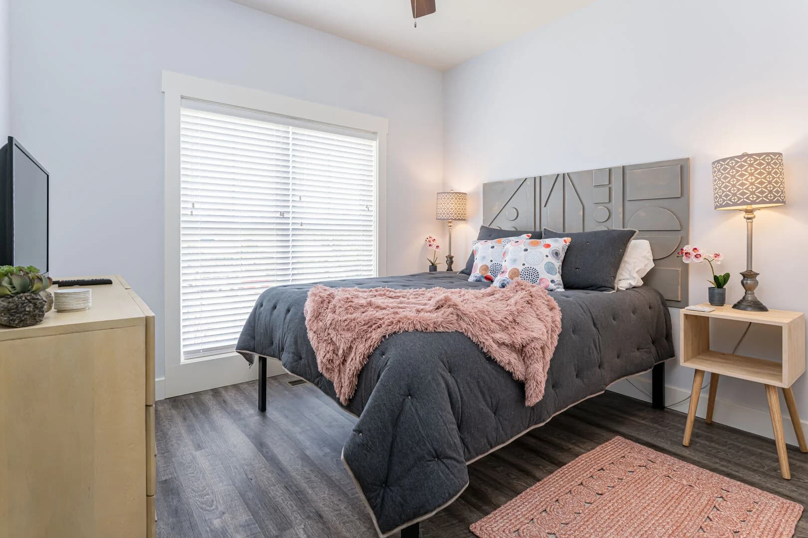 Birds Nest Home - Image 22