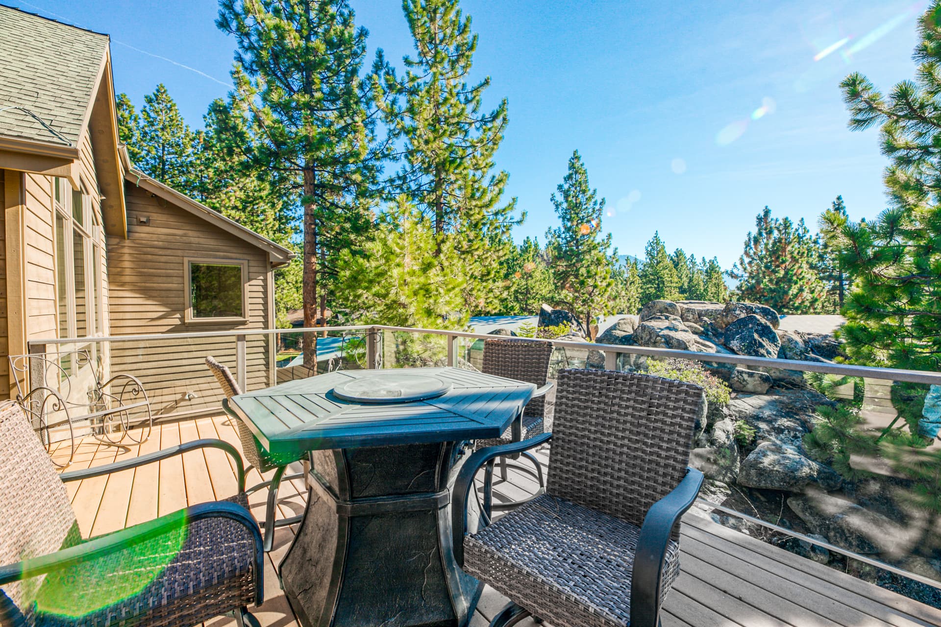 Alpine Luxury Home - Image 8