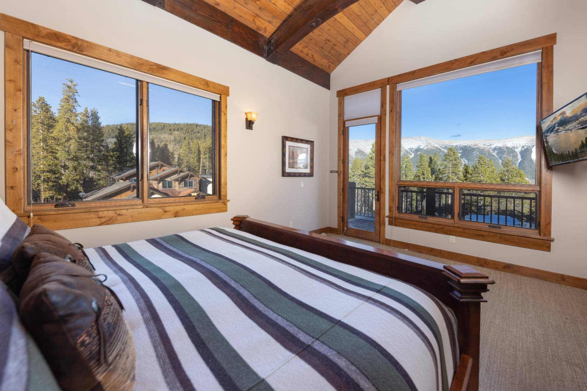 Lewis Ranch House - Image 6