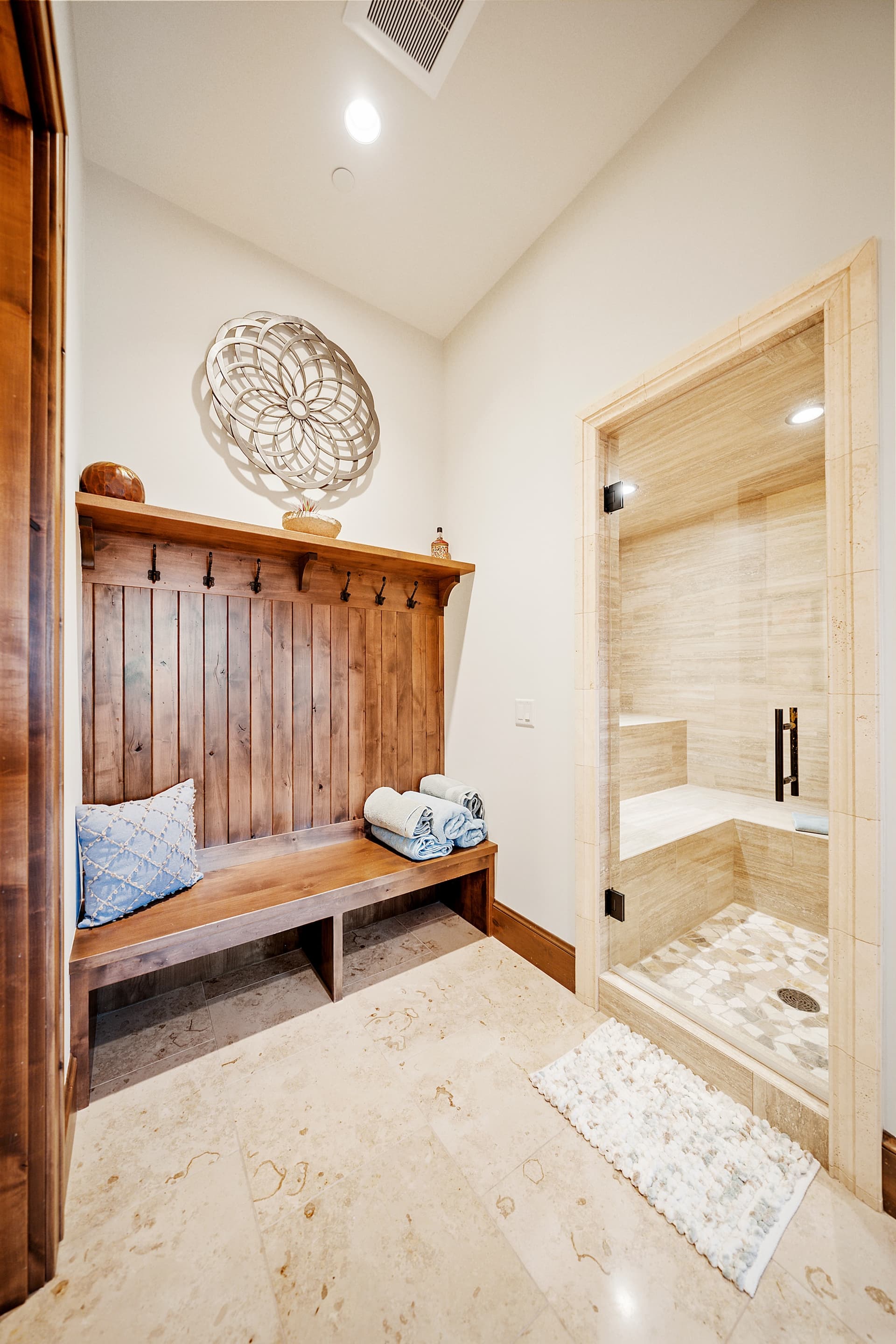 Last Best Chalet - Image 34