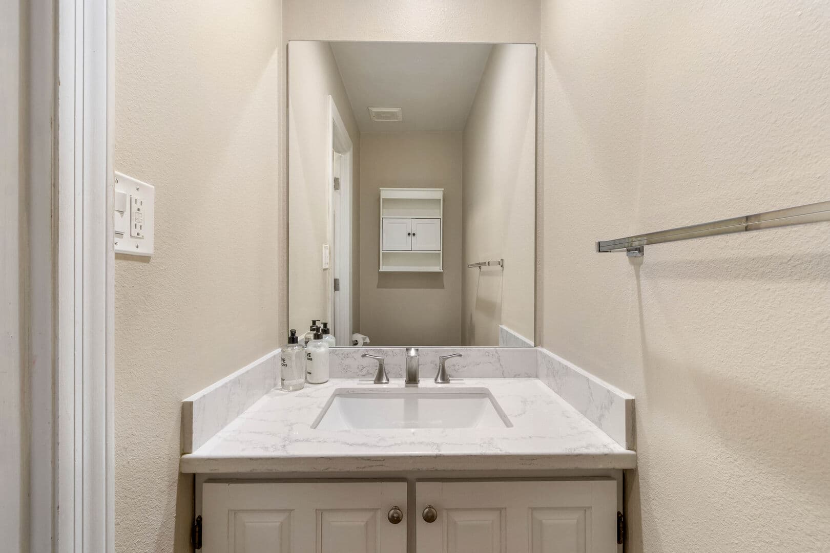 Paradise Escape - Image 37