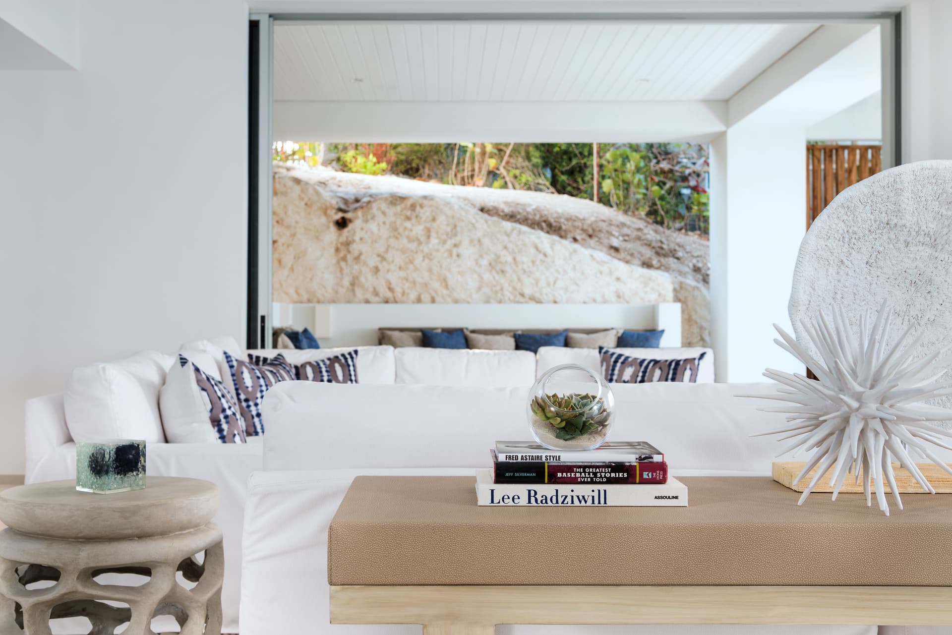 North Shore Four Bedroom Beachfront - Image 13