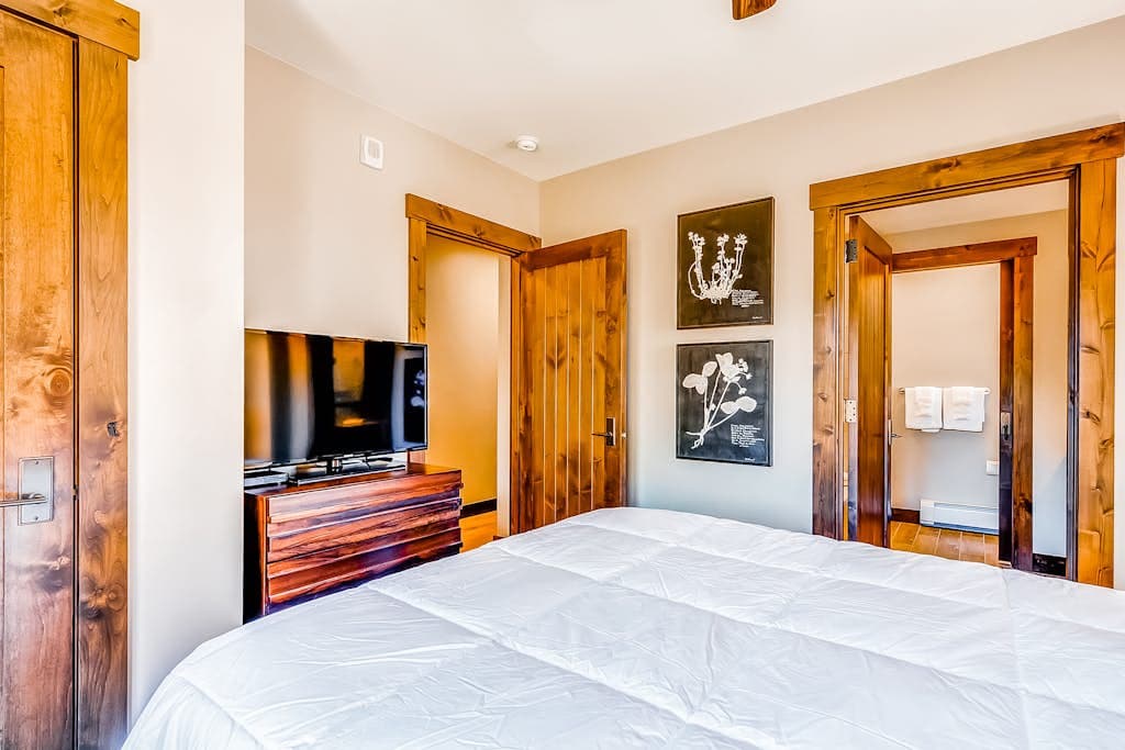 Water House Condo #6311 - Image 14