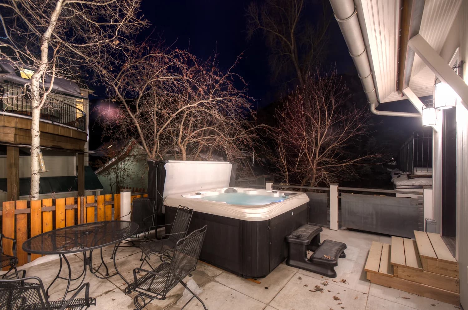 Miles High - Image 21