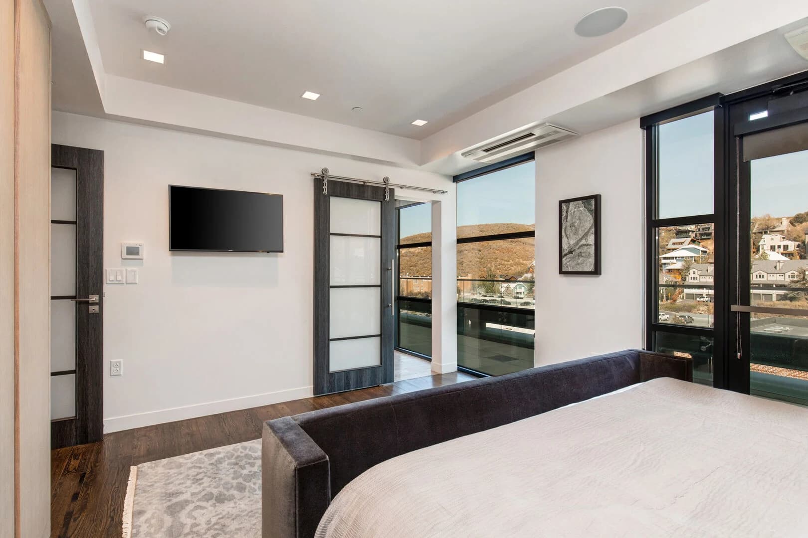 Parkite Penthouse - Image 28