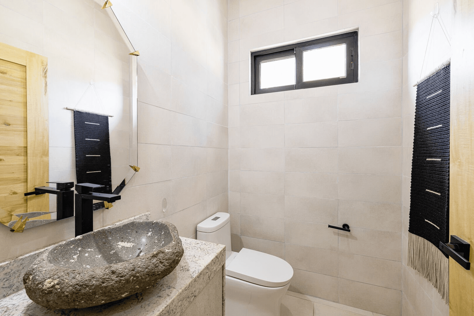 Casa Blanca - Image 6