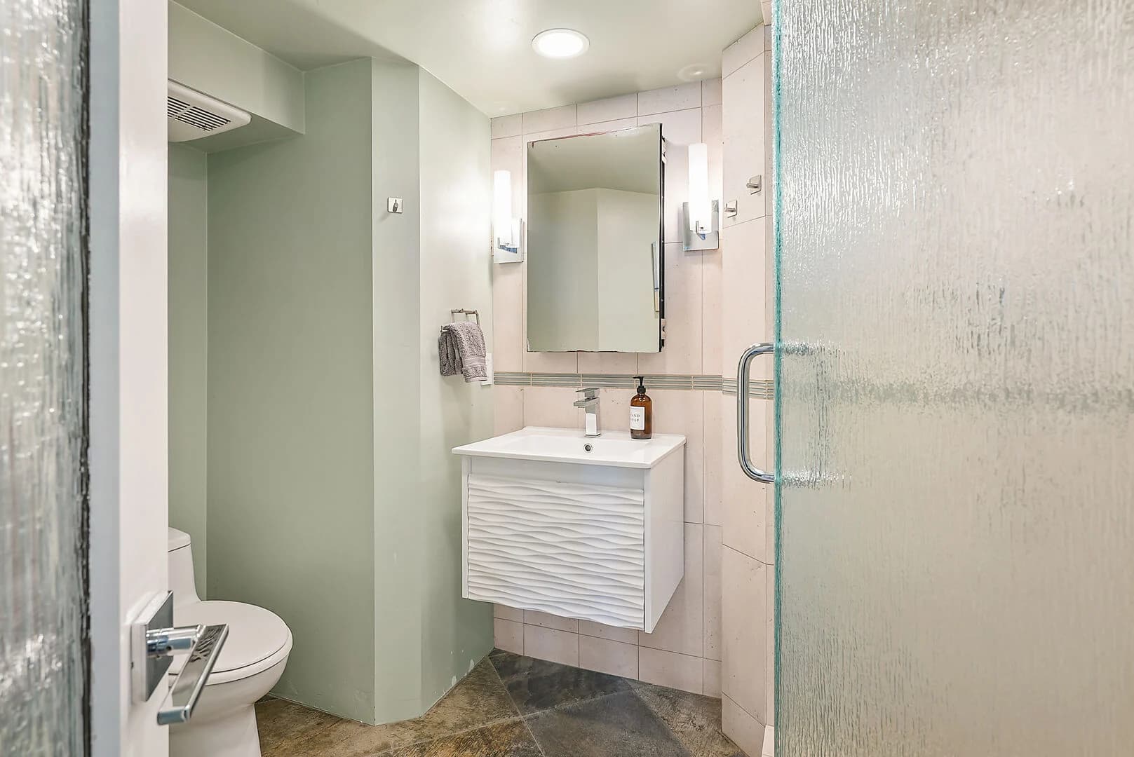 Braun Home - Image 12