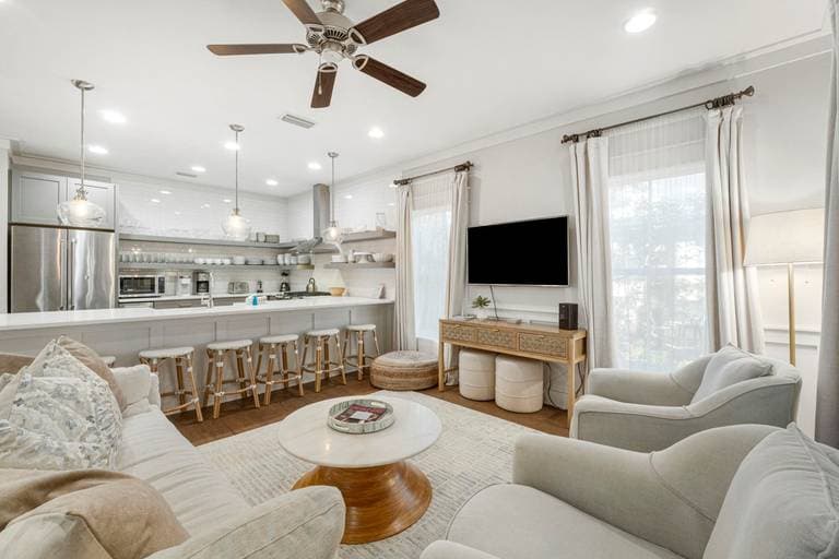 Shore Thing Residence - Image 5