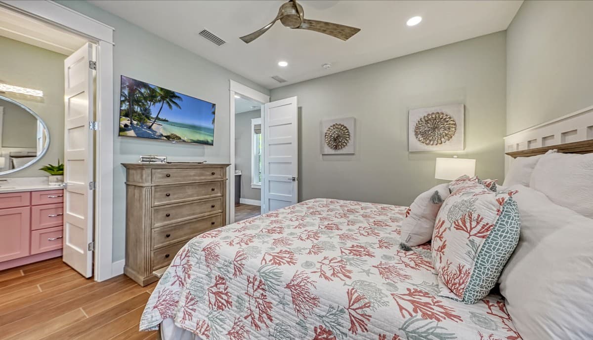 Tropical Oasis - Image 26