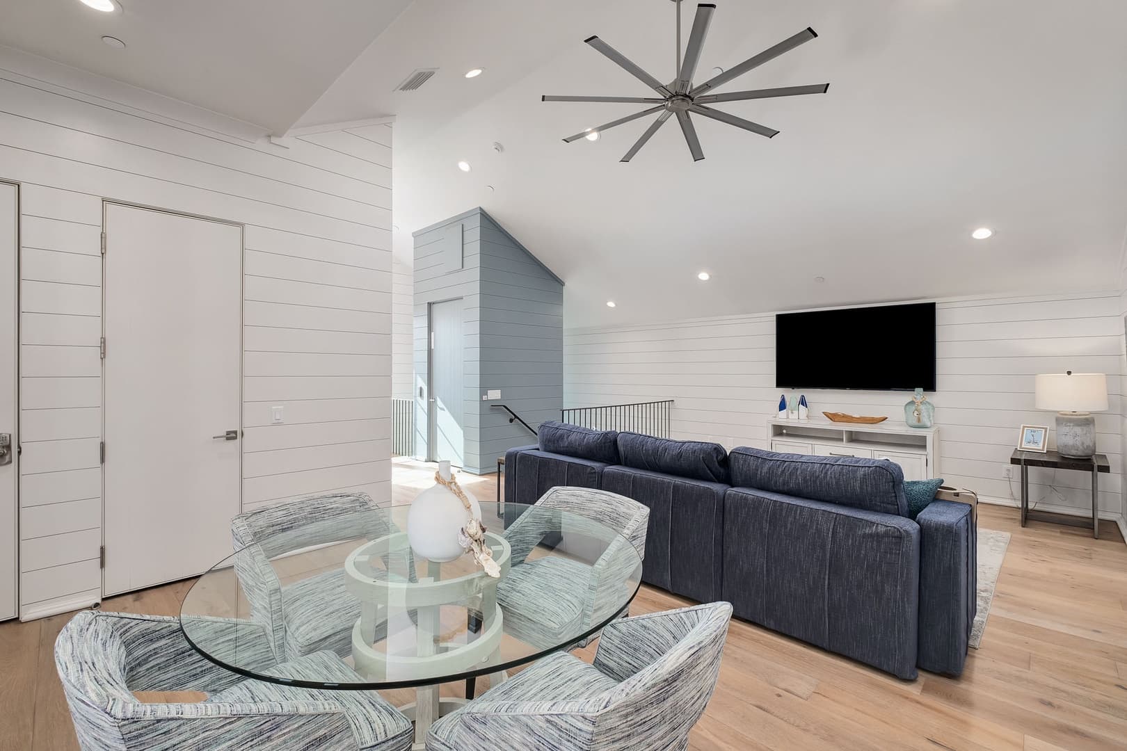 Dogwood Lookout - Image 42