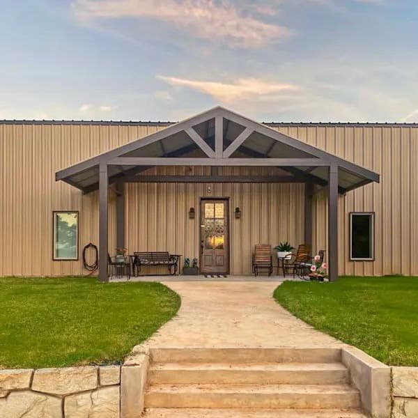 The Escape at Hilltop - Image 1